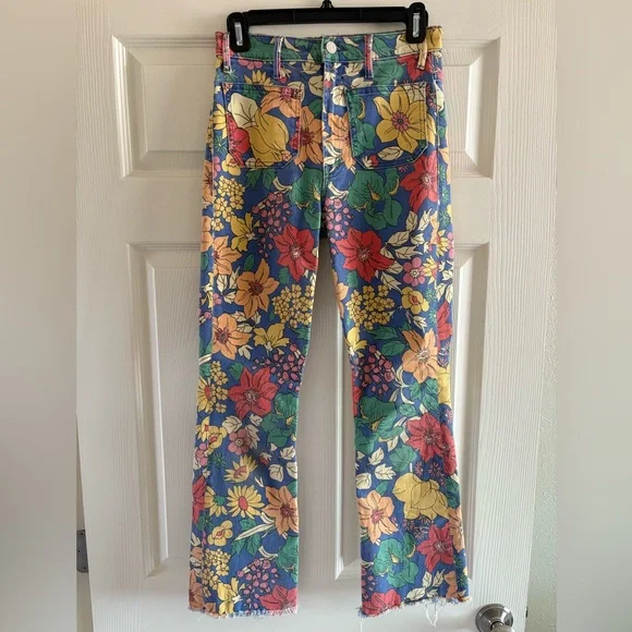 Mother The Hustler Patch Pocket Ankle in Fresh Blooms - Picture 6 of 11